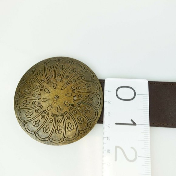 Women's‎ Leather Brown Dress Belt 27.5 Brass Circle Buckle Boho - Picture 4 of 10